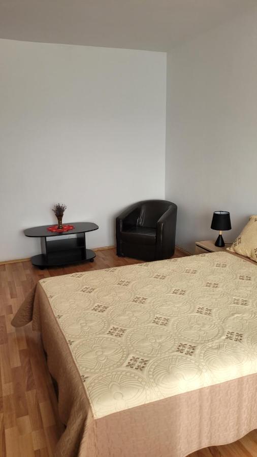 Apartament Yrm Apartment Сигишоара Екстериор снимка