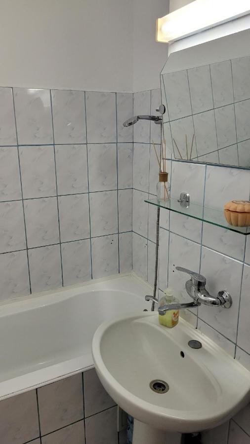 Apartament Yrm Apartment Сигишоара Екстериор снимка