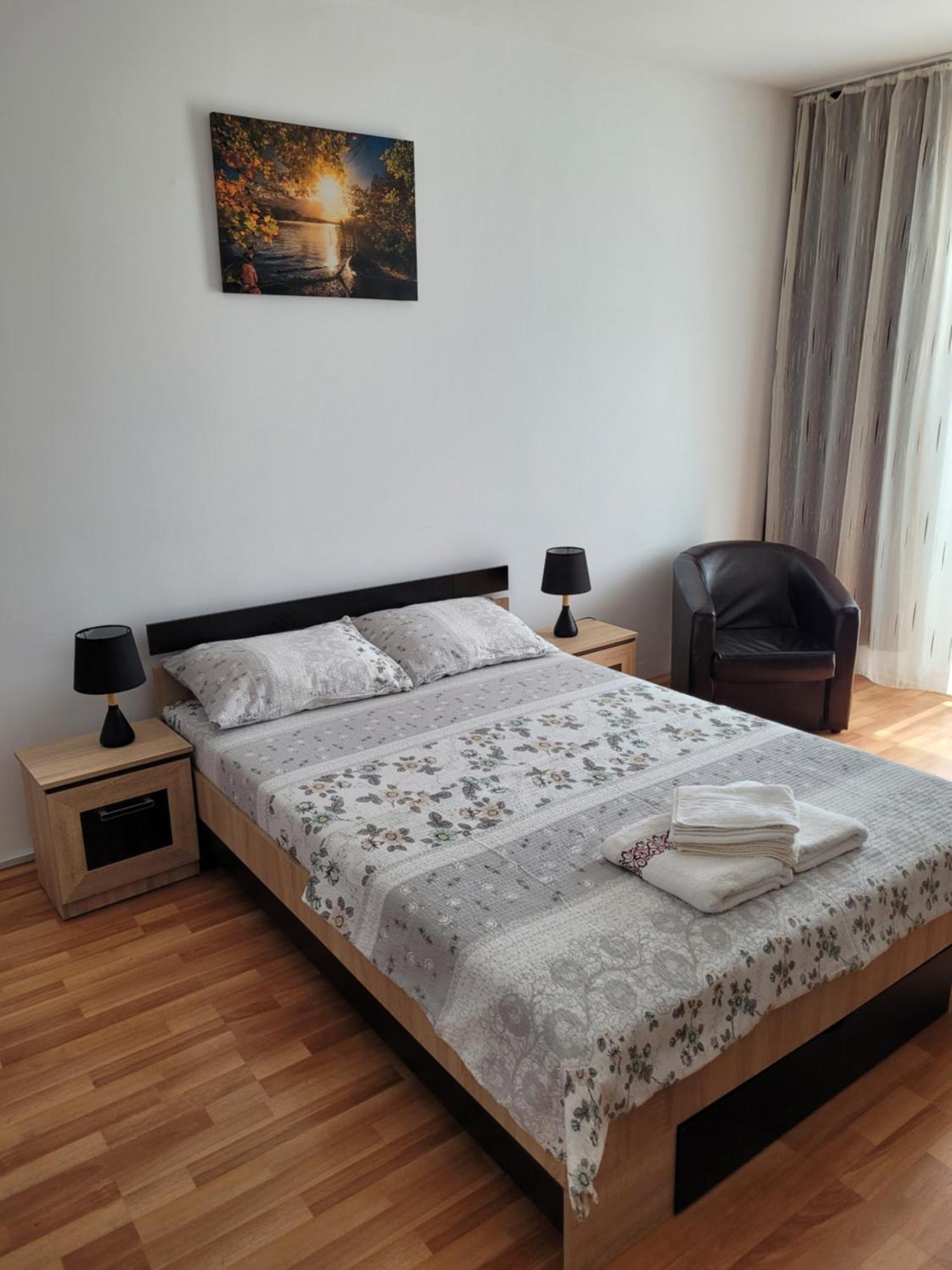 Apartament Yrm Apartment Сигишоара Екстериор снимка